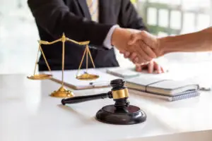 Client and Twin Falls child custody lawyer shaking hands.